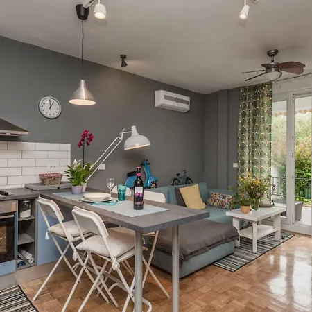 Secret Exit Apartment