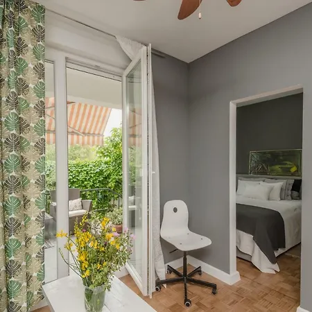 Secret Exit Apartment
