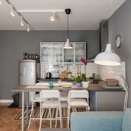 Secret Exit Apartment